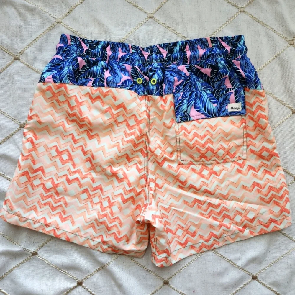 Maaji Mens Sz Large Swim Shorts‎ EUC